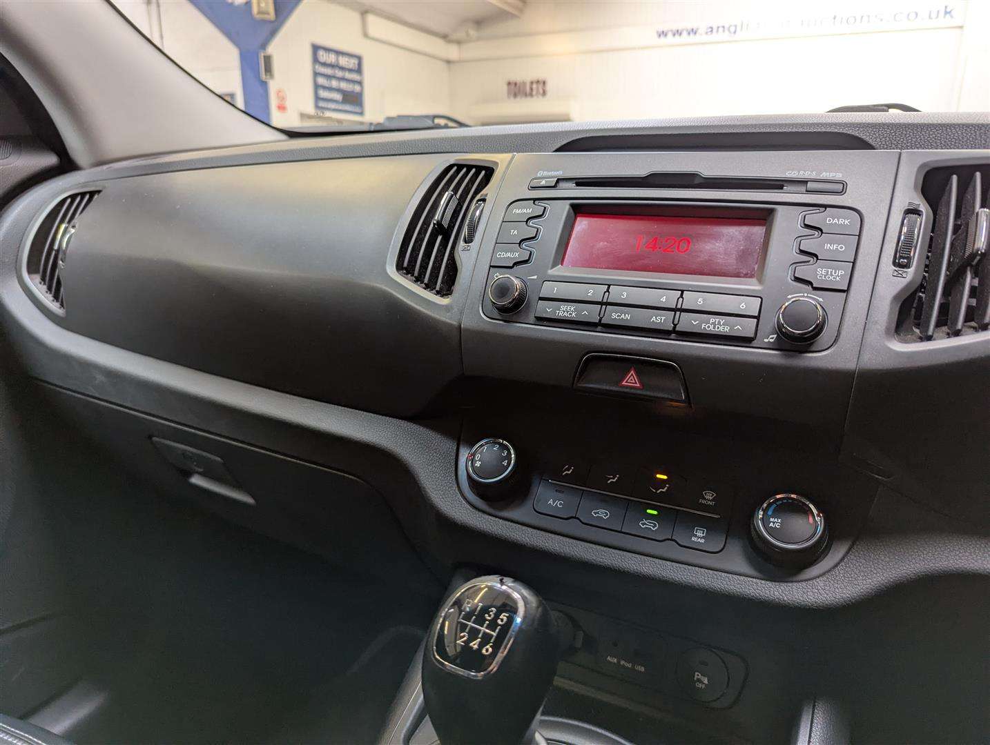 <p>2012 KIA SPORTAGE 2</p>