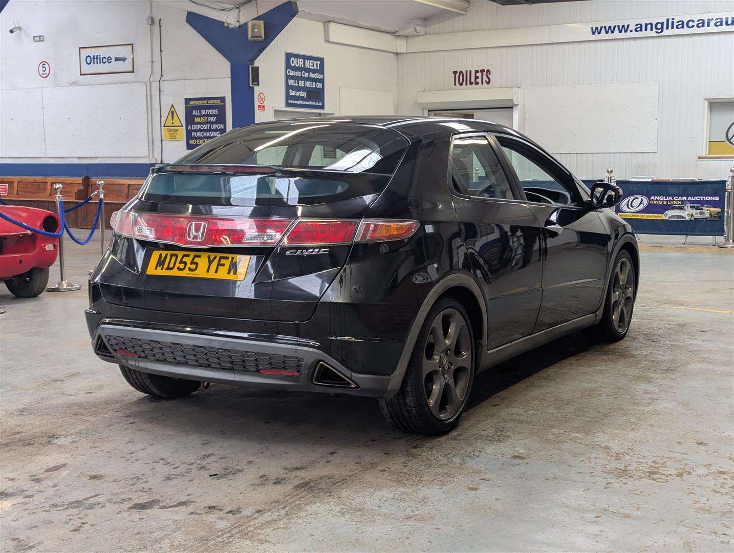 <p>2006 HONDA CIVIC EX I-VTEC</p>