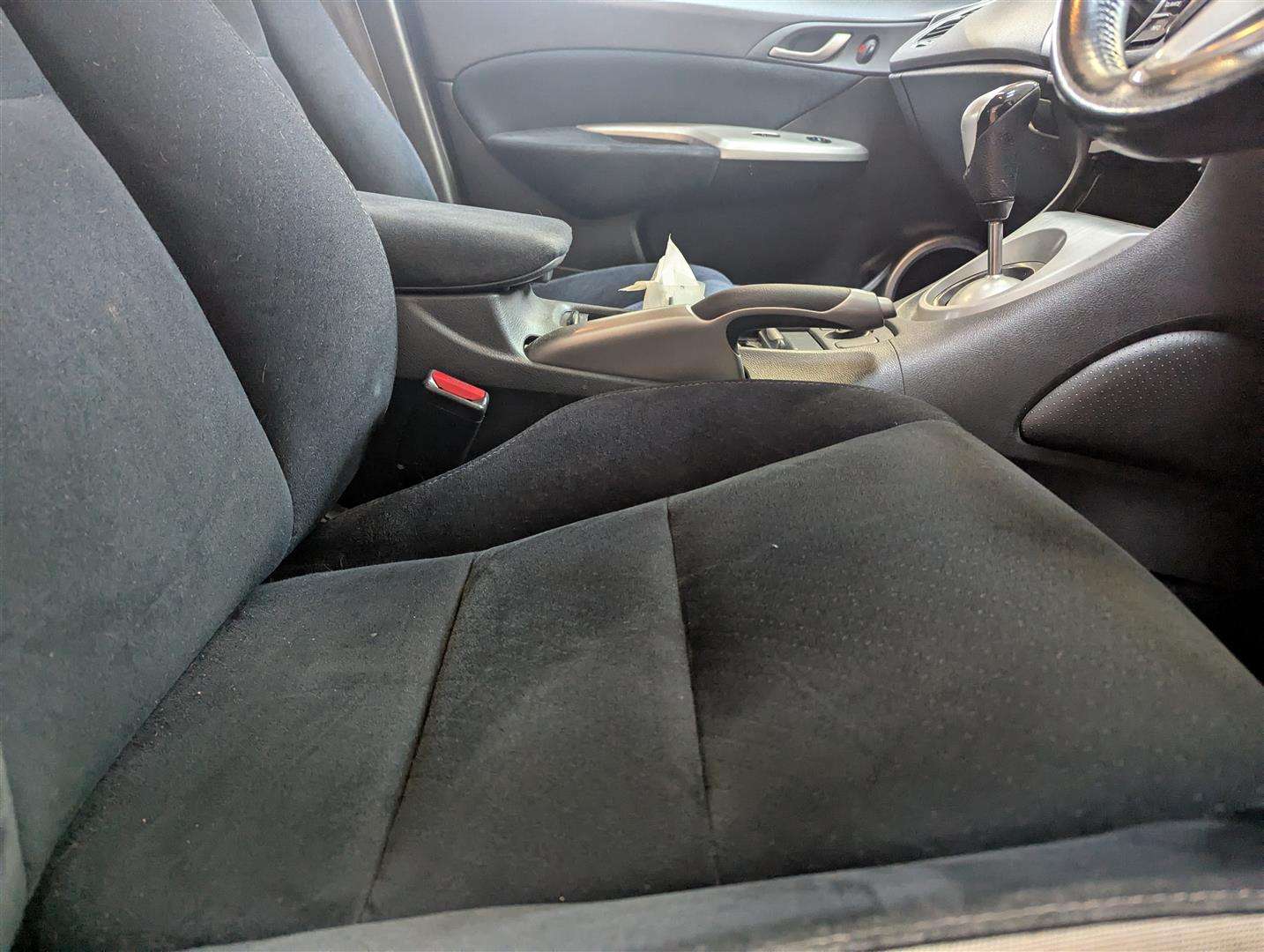 <p>2006 HONDA CIVIC EX I-VTEC</p>