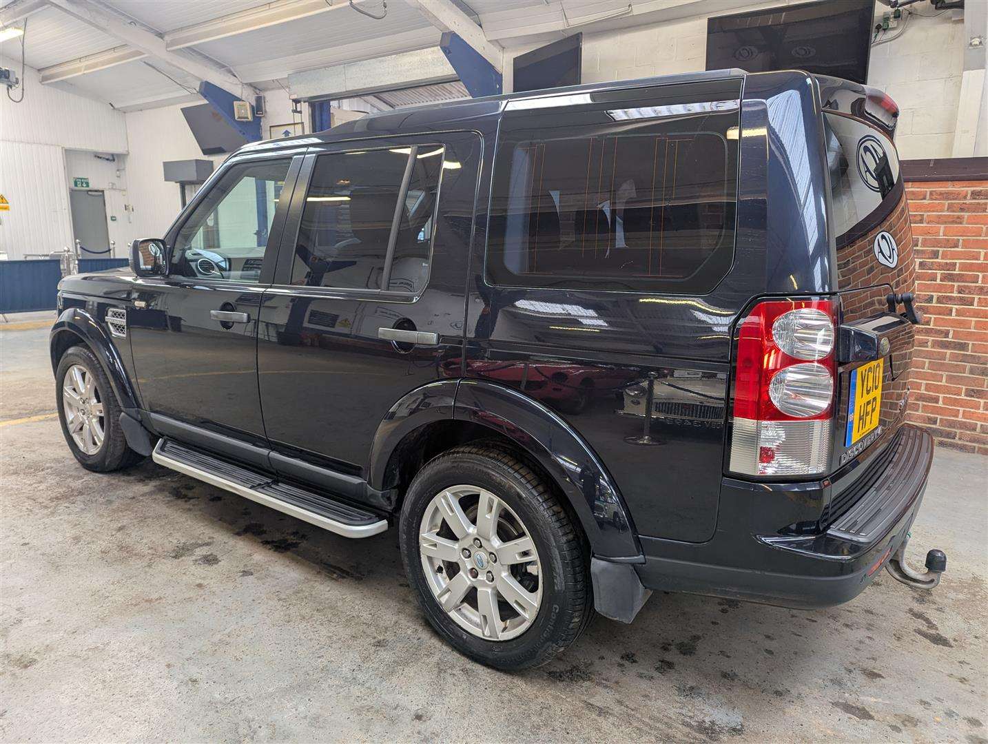 <p>2010 LAND ROVER DISCOVERY XS TDV6 AUTO</p>