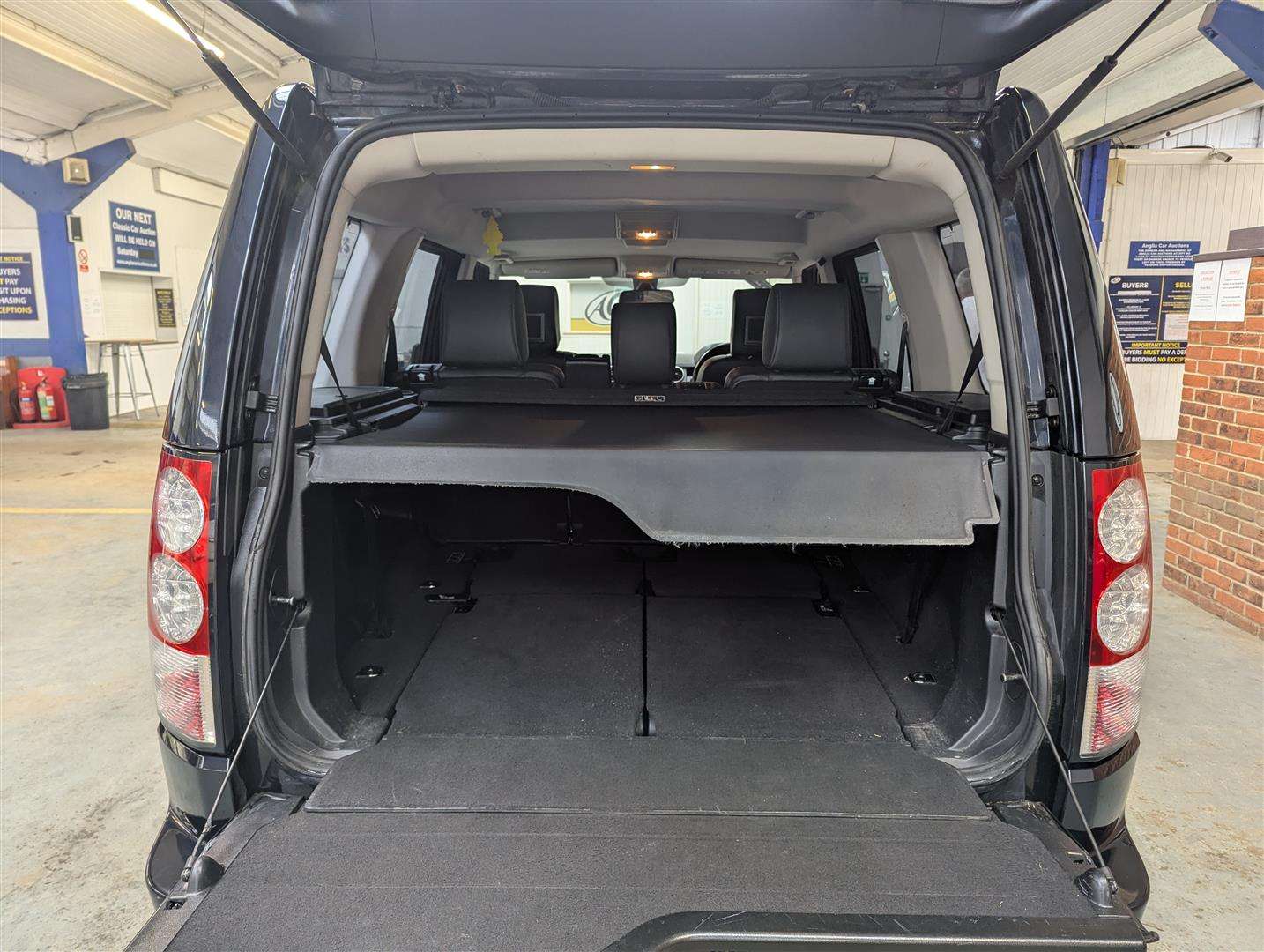 <p>2010 LAND ROVER DISCOVERY XS TDV6 AUTO</p>