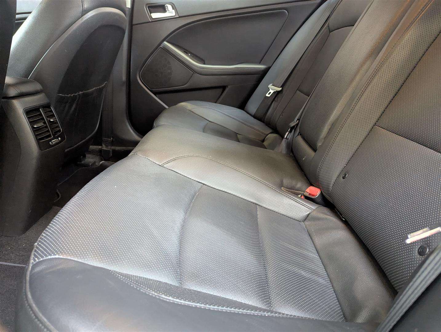 <p>2015 KIA OPTIMA 2 CRDI AUTO</p>