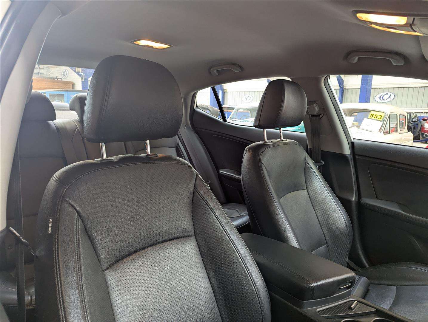 <p>2015 KIA OPTIMA 2 CRDI AUTO</p>