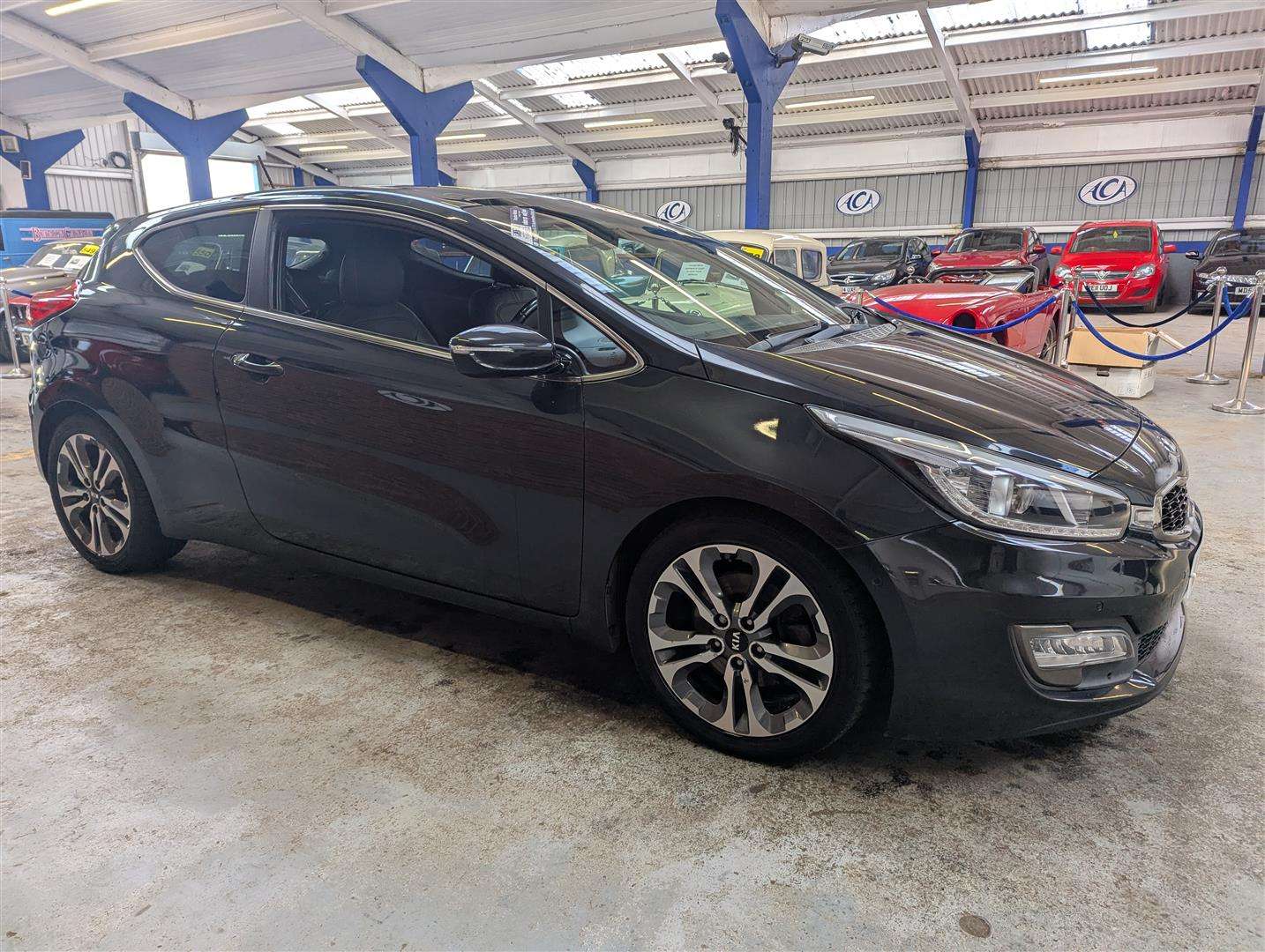<p>2014 KIA PRO CEED SE TECH ISG CRDI</p>