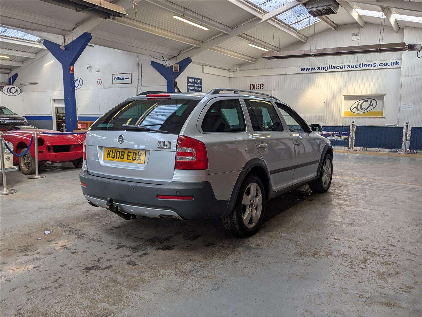 <p>2008 SKODA OCTAVIA SCOUT TDI</p>