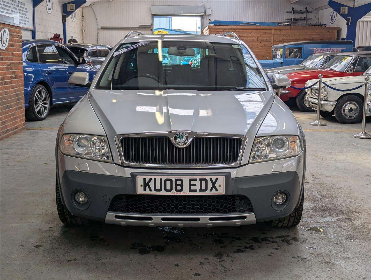 <p>2008 SKODA OCTAVIA SCOUT TDI</p>