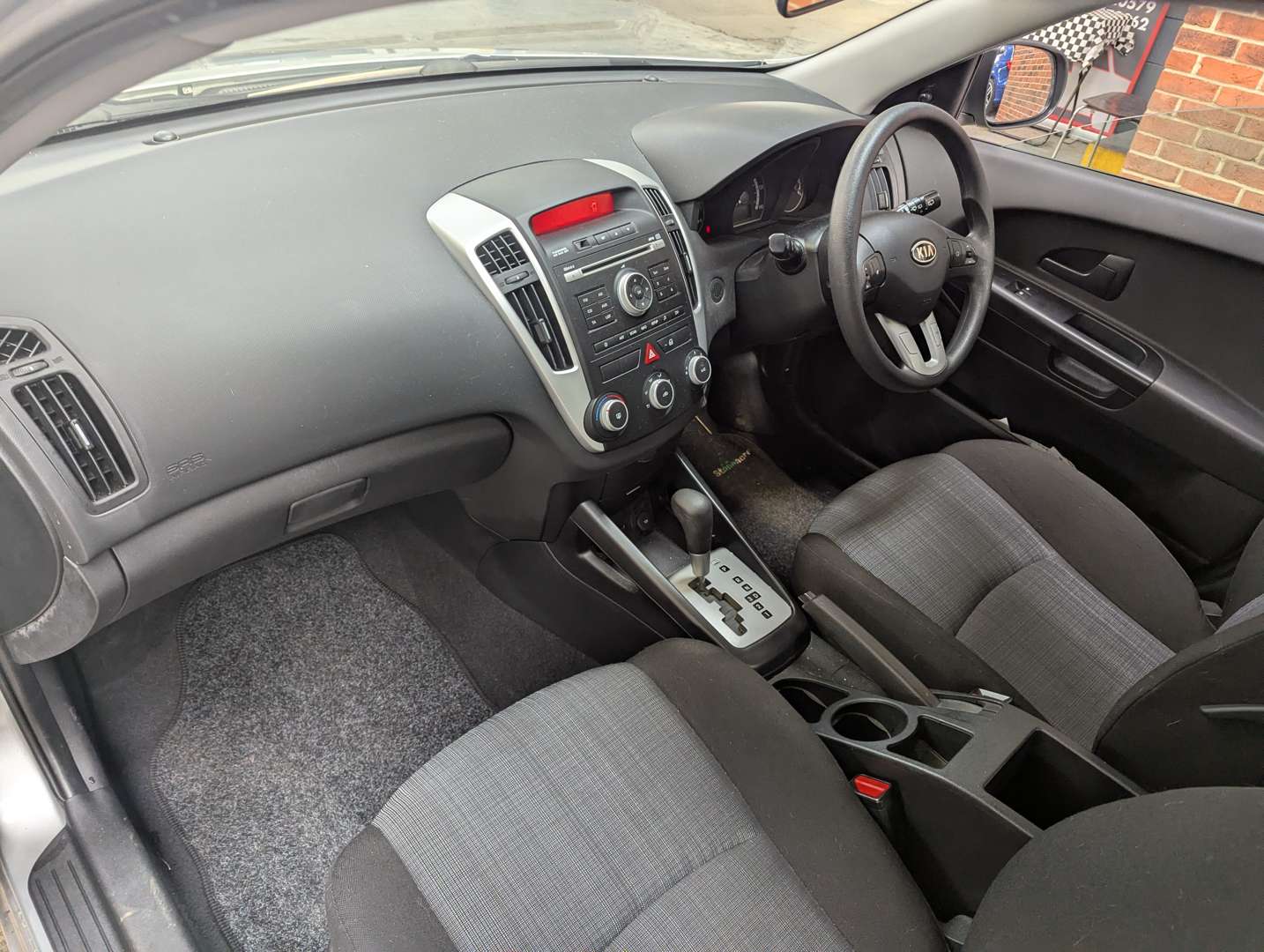 <p>2010 KIA CEED 1 AUTO</p>