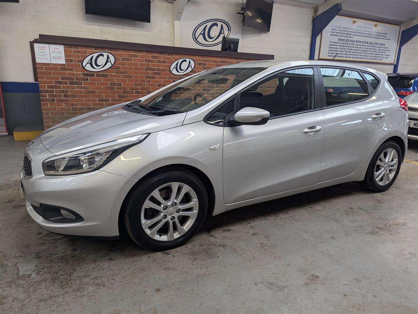 <p>2014 KIA CEED VR7 CRDI</p>