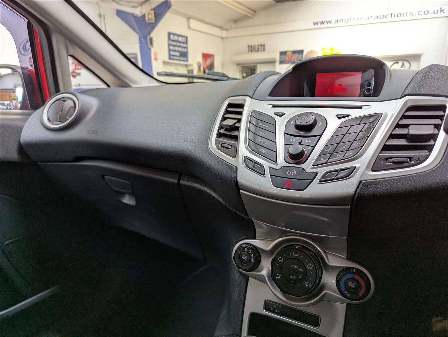 <p>2012 FORD FIESTA ZETEC ECONETIC II</p>