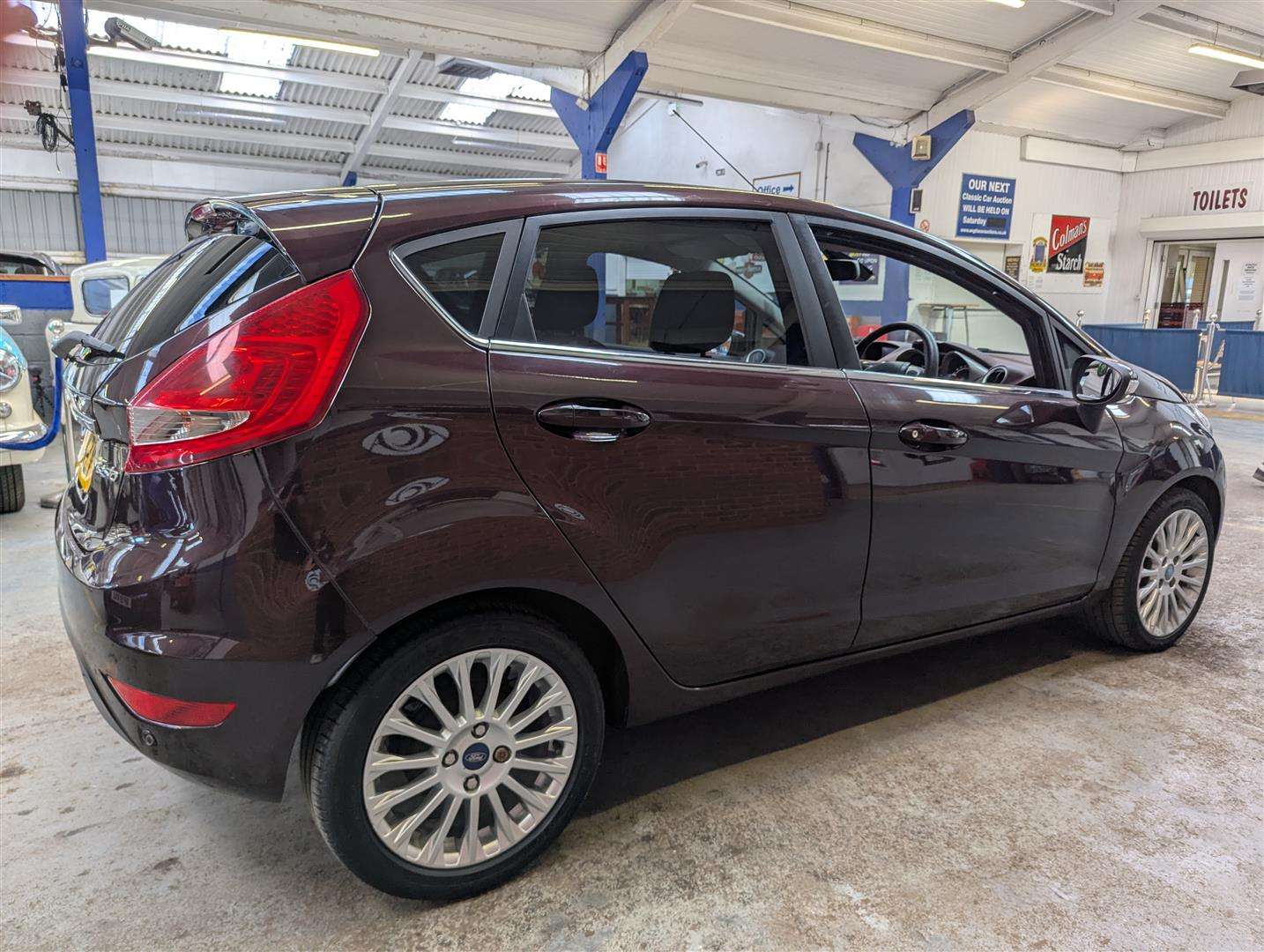 <p>2010 FORD FIESTA TITANIUM TDCI 70</p>