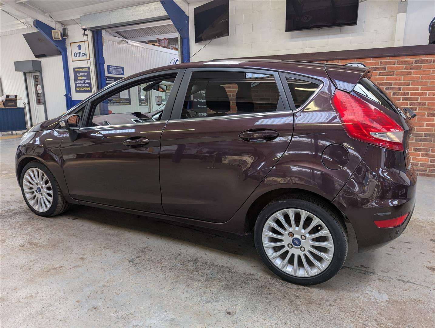 <p>2010 FORD FIESTA TITANIUM TDCI 70</p>