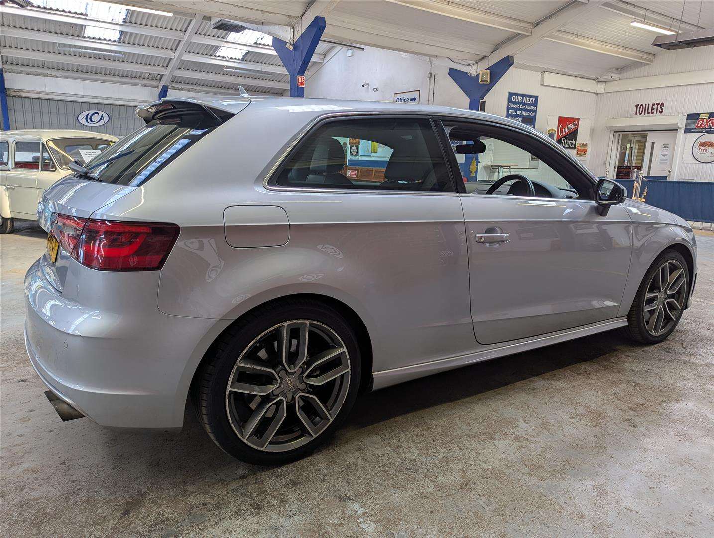 <p>2016 AUDI S3 NAV QUATTRO S-A</p>