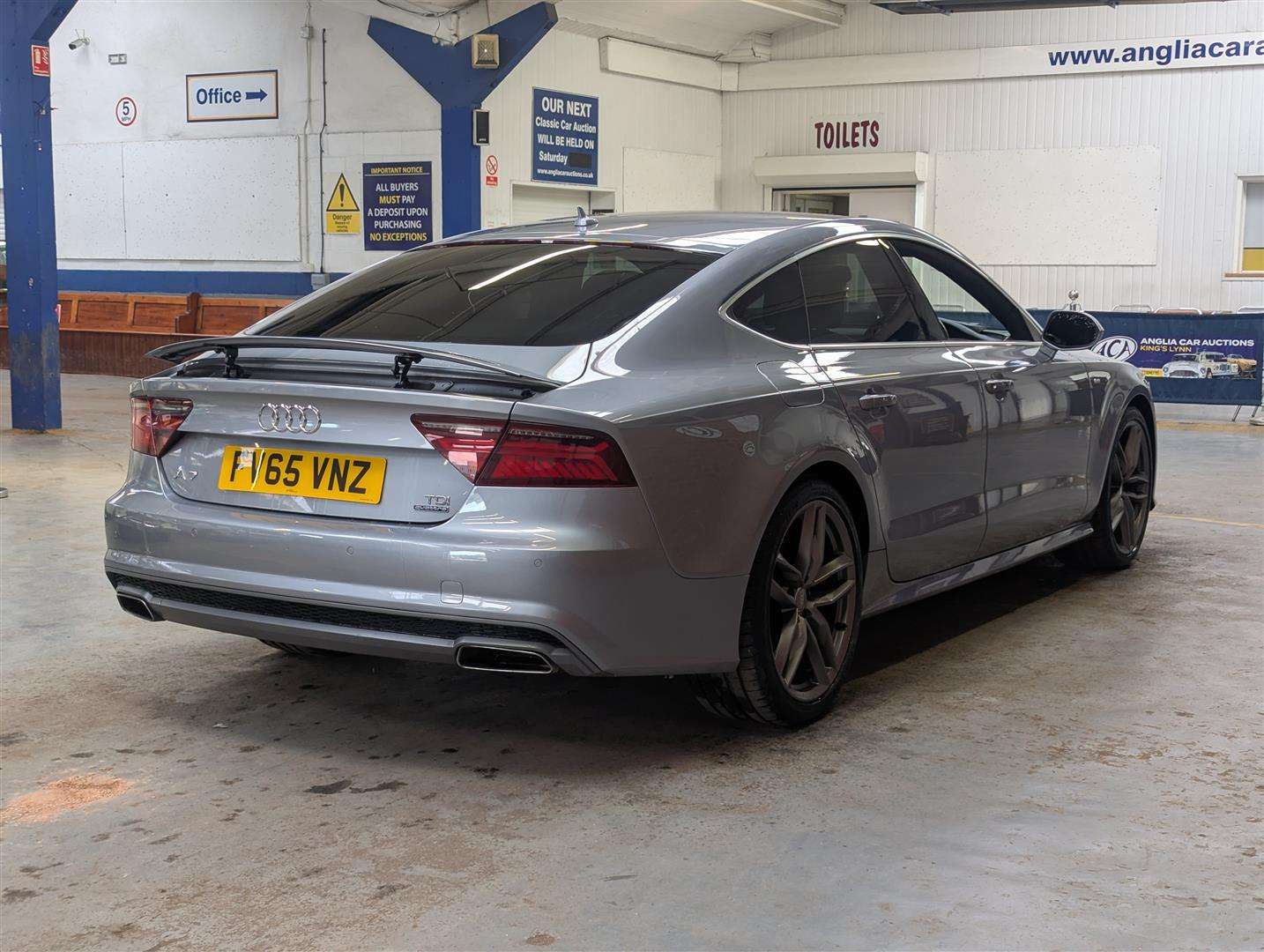 <p>2015 AUDI A7 S LINE TDI QUATTRO S-A</p>