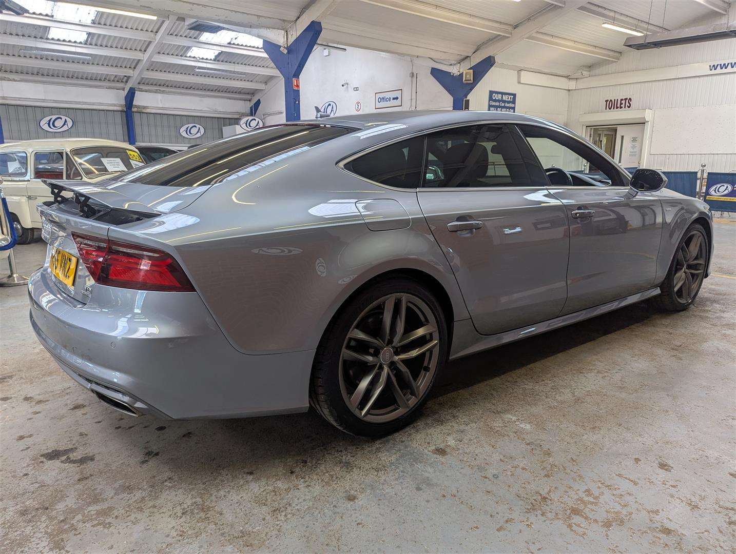 <p>2015 AUDI A7 S LINE TDI QUATTRO S-A</p>