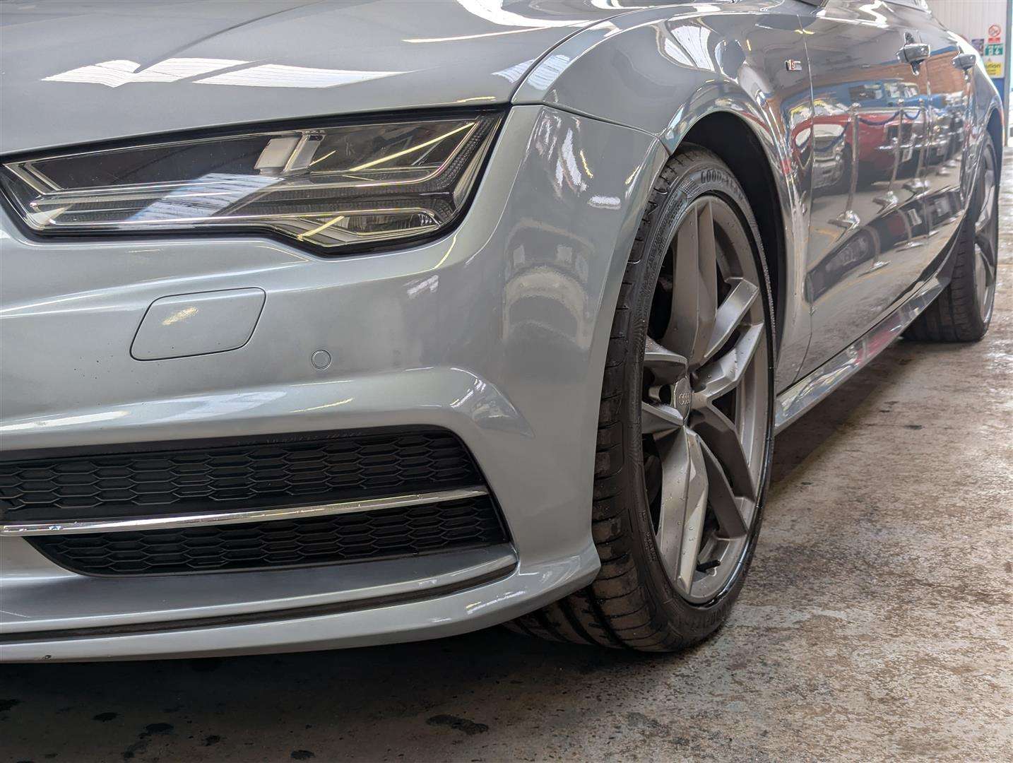 <p>2015 AUDI A7 S LINE TDI QUATTRO S-A</p>