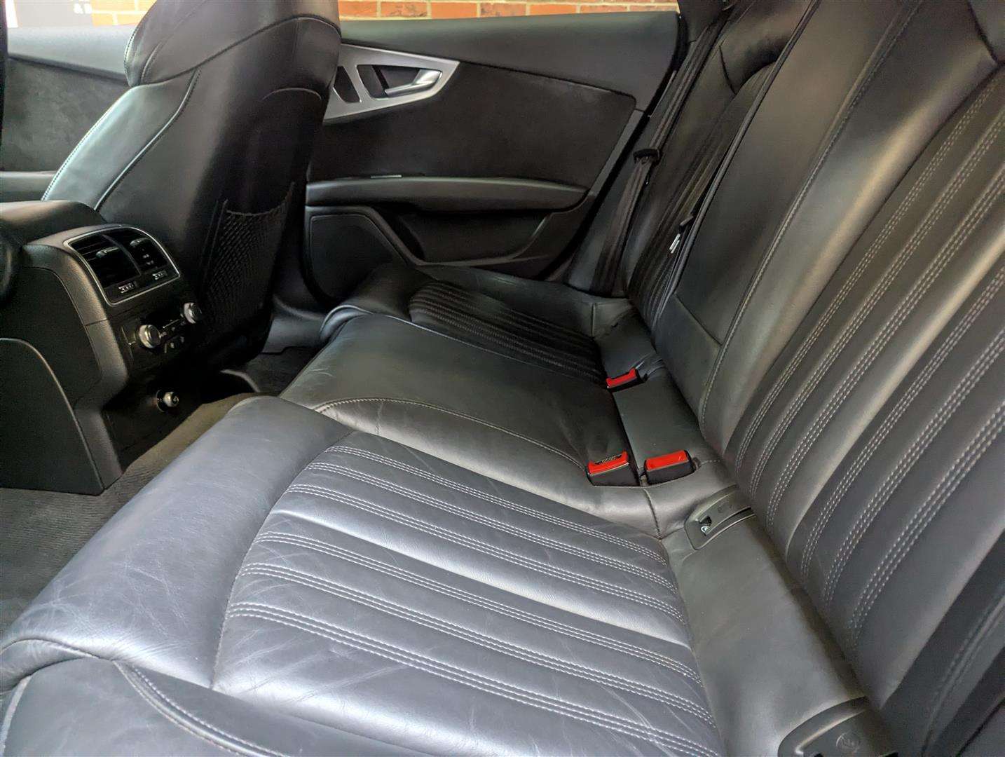 <p>2015 AUDI A7 S LINE TDI QUATTRO S-A</p>
