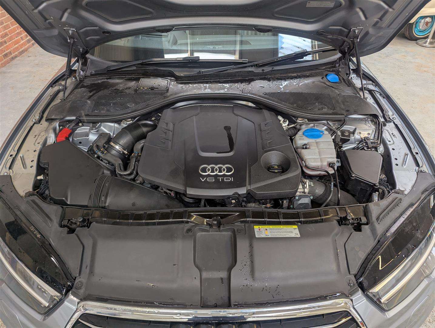 <p>2015 AUDI A7 S LINE TDI QUATTRO S-A</p>
