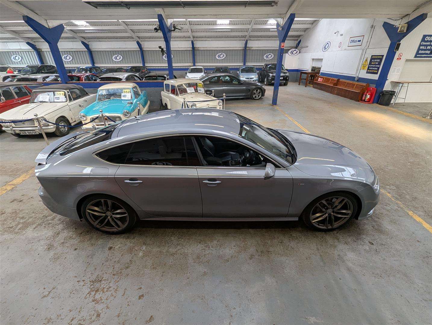 <p>2015 AUDI A7 S LINE TDI QUATTRO S-A</p>