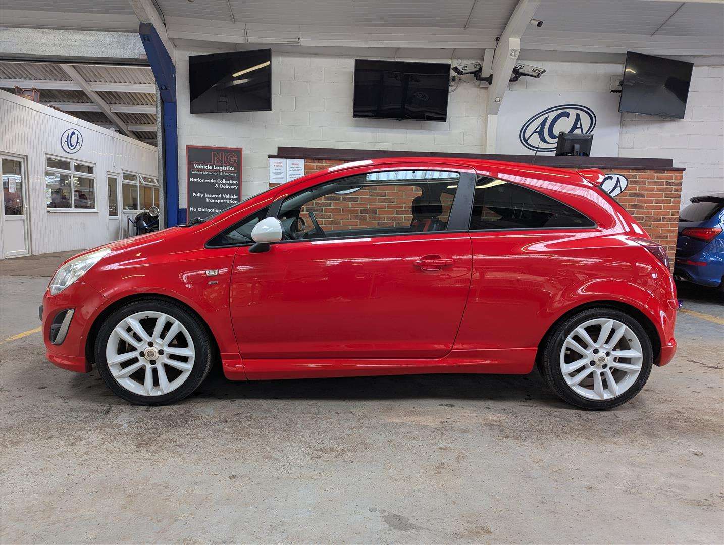 <p>2011 VAUXHALL CORSA SRI</p>