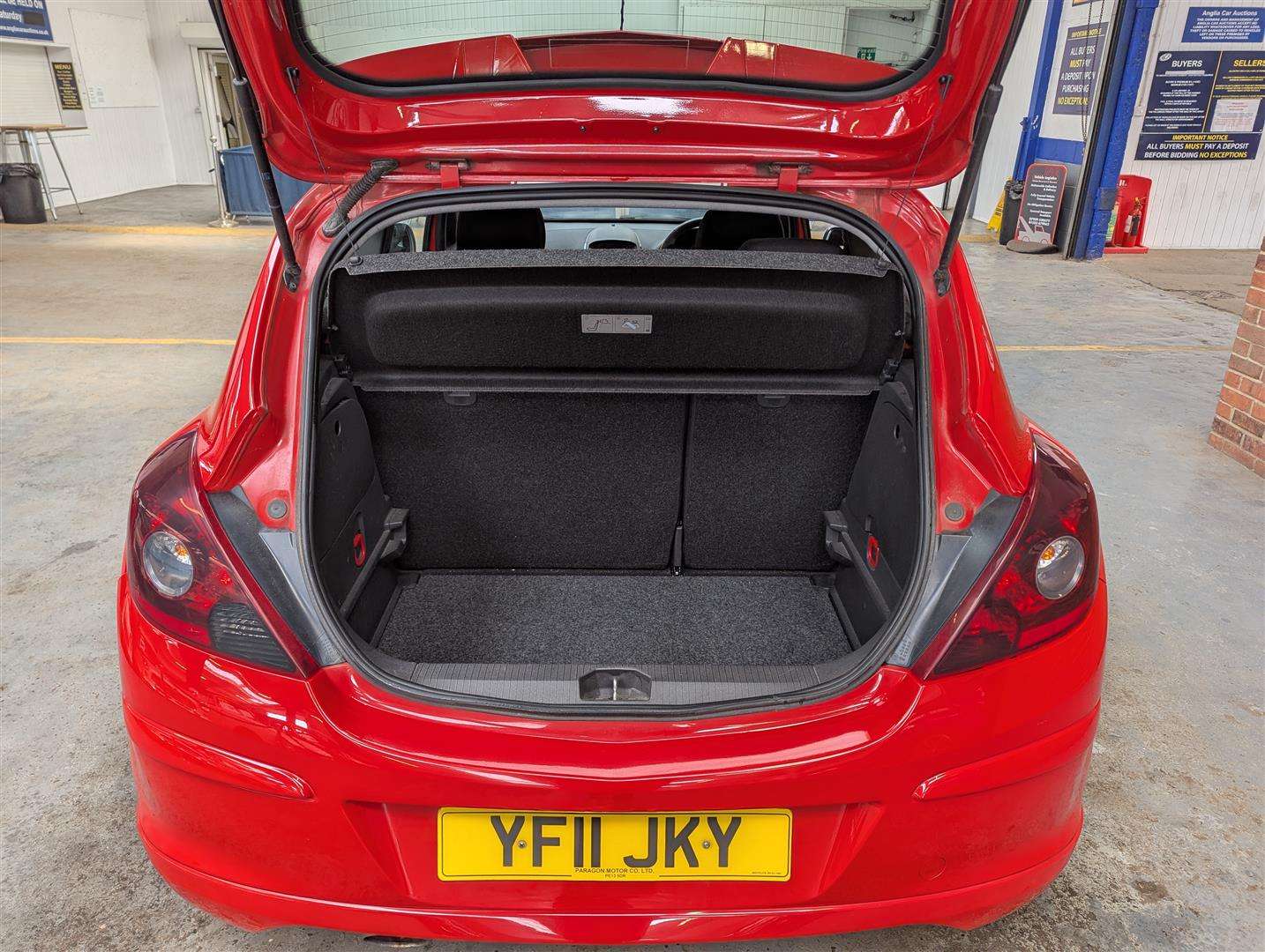 <p>2011 VAUXHALL CORSA SRI</p>