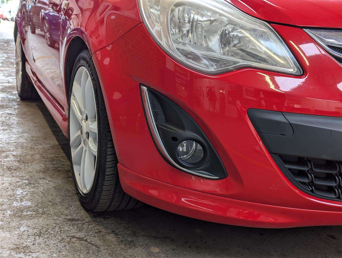 <p>2011 VAUXHALL CORSA SRI</p>