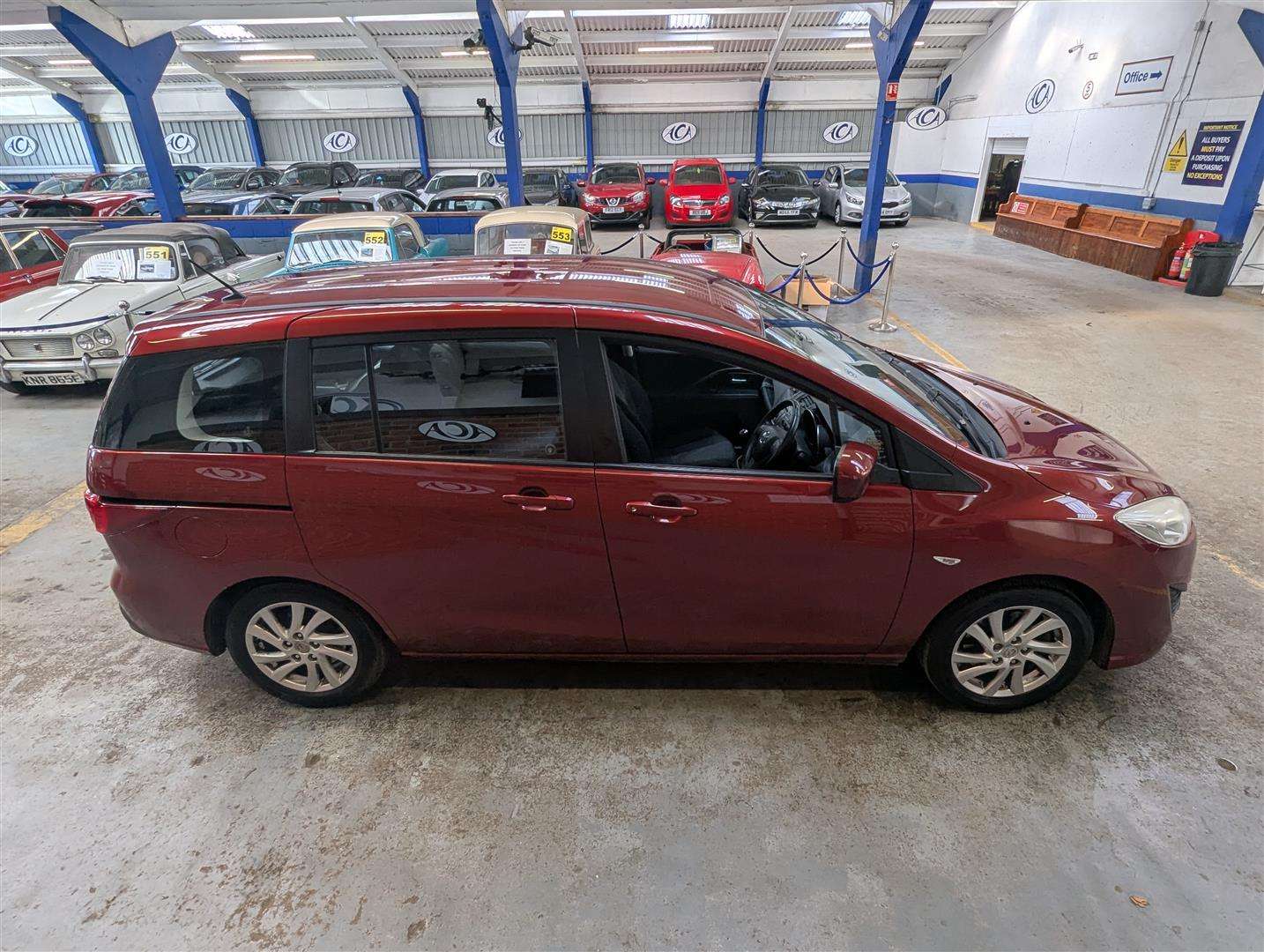 <p>2011 MAZDA 5 TS</p>