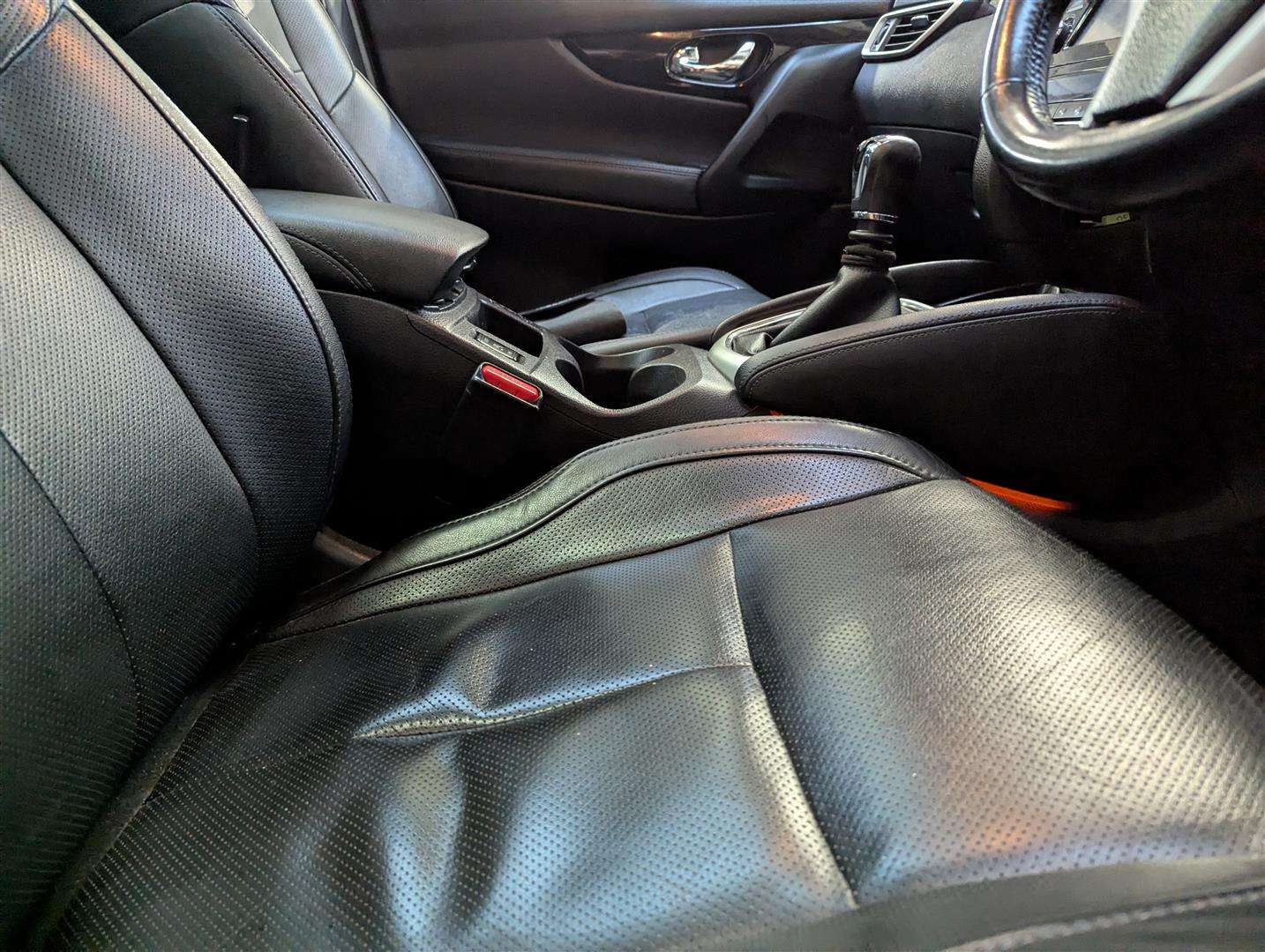 <p>2015 NISSAN QASHQAI TEKNA DCI</p>