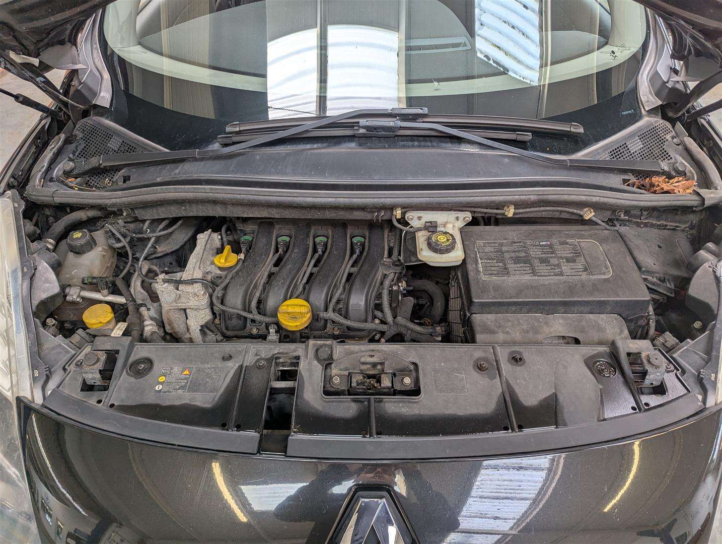 <p>2010 RENAULT SCENIC DYNAMIQUE VVT</p>
