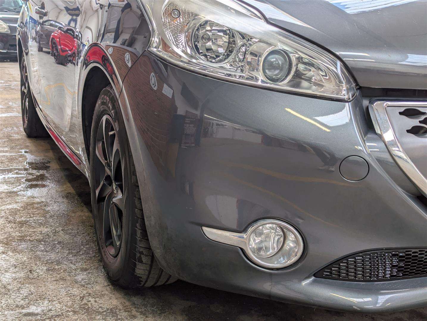 <p>2013 PEUGEOT 208 ALLURE E-HDI S-A</p>