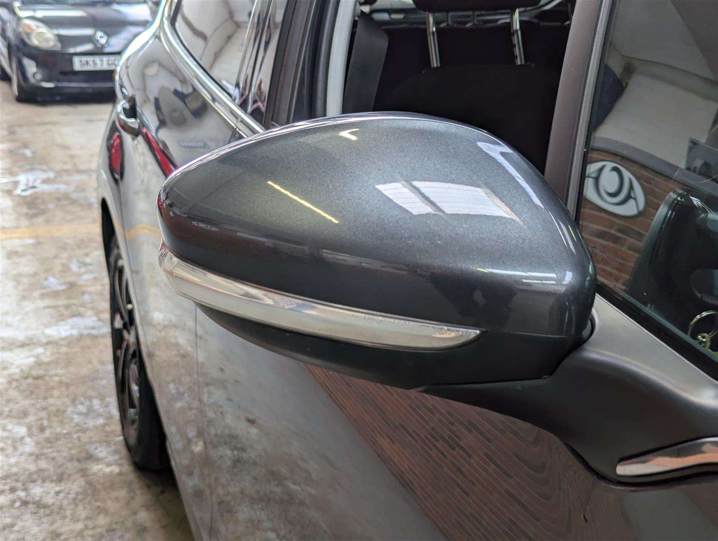 <p>2013 PEUGEOT 208 ALLURE E-HDI S-A</p>