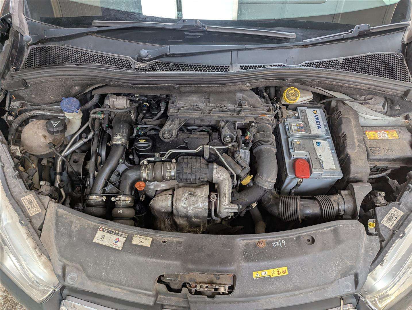 <p>2013 PEUGEOT 208 ALLURE E-HDI S-A</p>