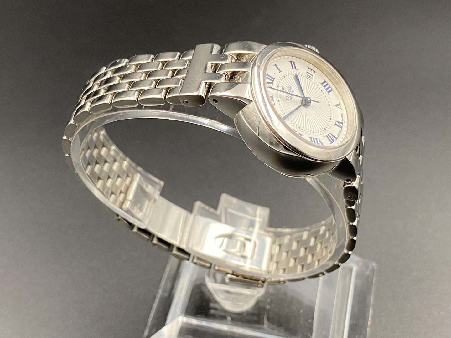 <p>TUDOR, Clair de Rose M35200 1689483 ladies stainless steel automatic wristwatch</p>