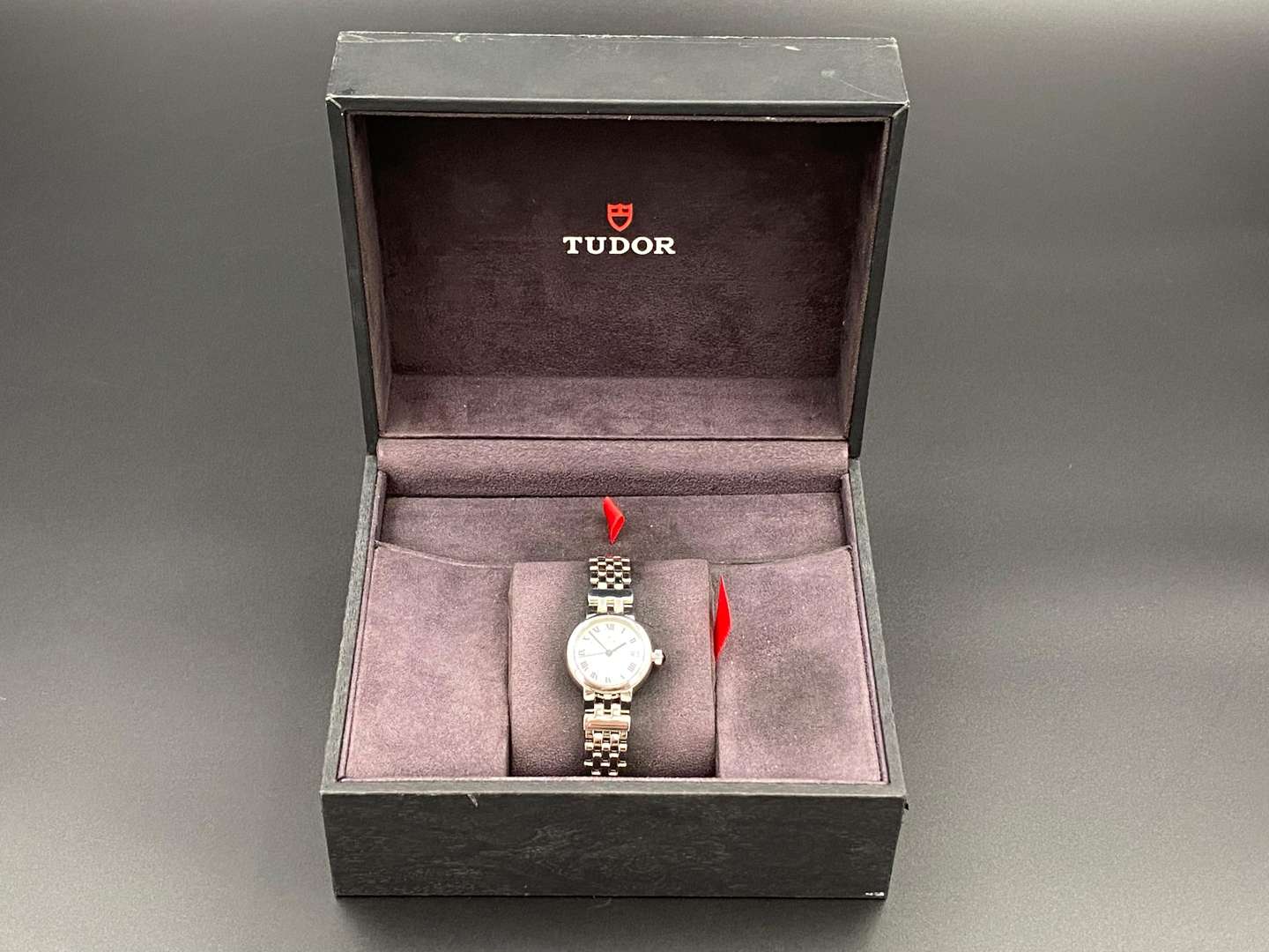 <p>TUDOR, Clair de Rose M35200 1689483 ladies stainless steel automatic wristwatch</p>