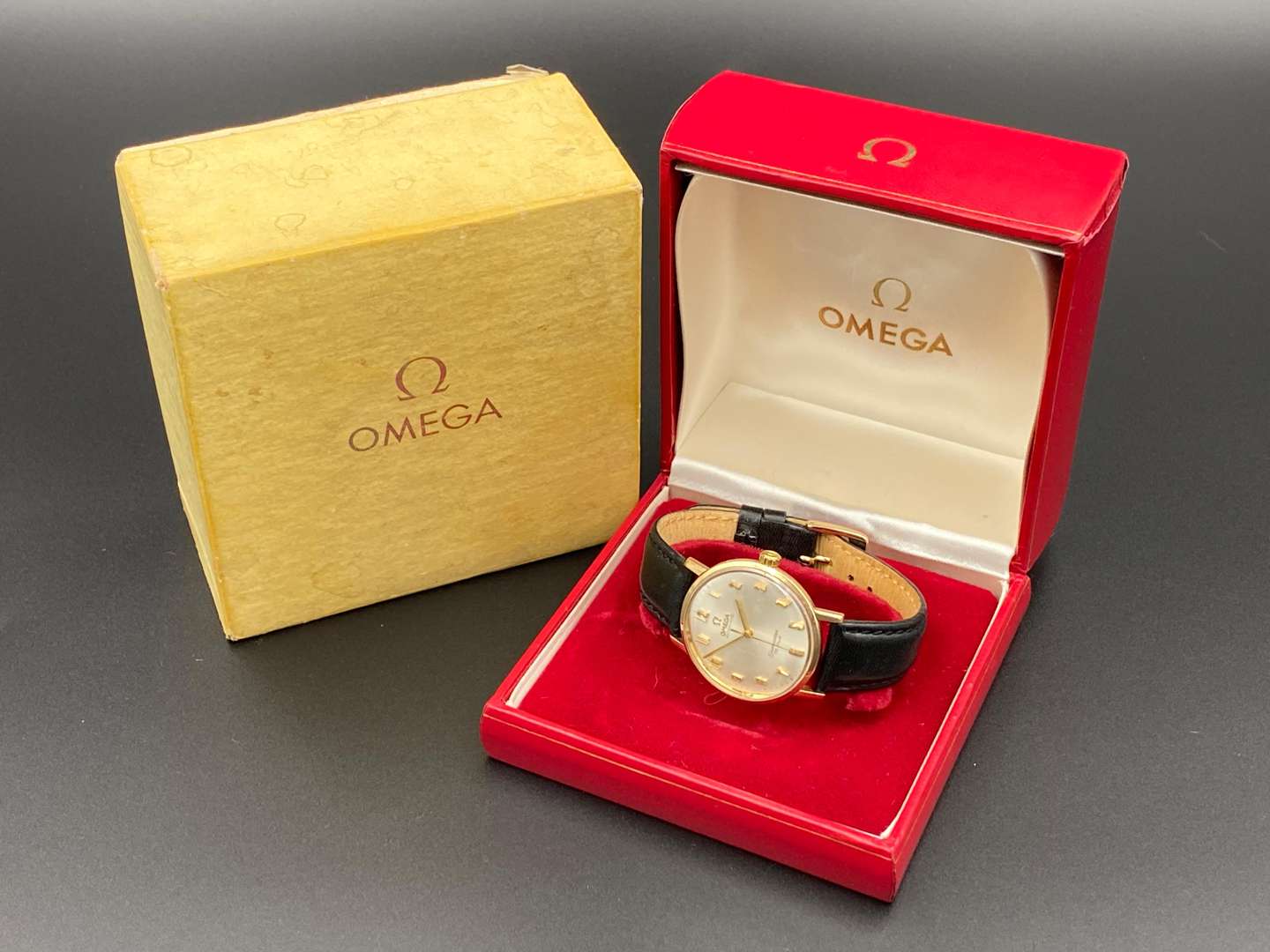 <p>OMEGA, Seamaster, De Ville, 9ct gold automatic wristwatch</p>
