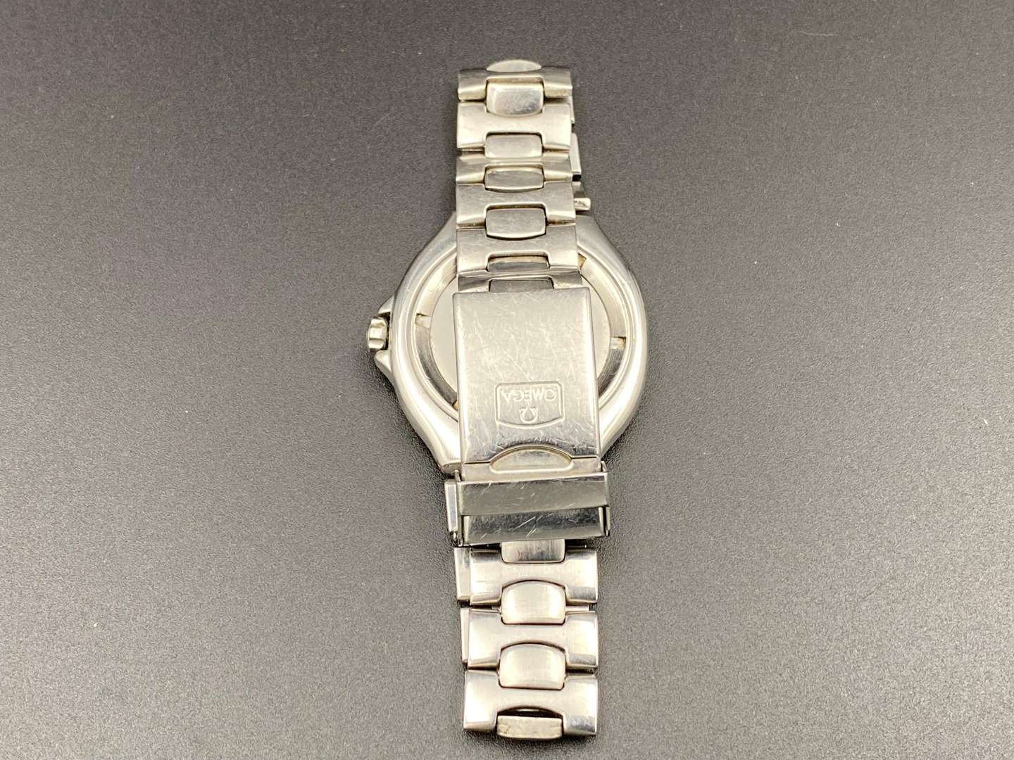 <p>OMEGA, Seamaster, Professional 200M stainless steel quartz wristwatch</p>