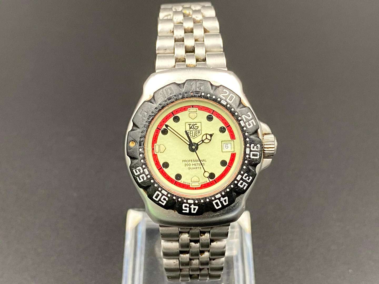 <p>TAG-HEUER, Formula 1 WA1411 stainless steel quartz wristwatch</p>