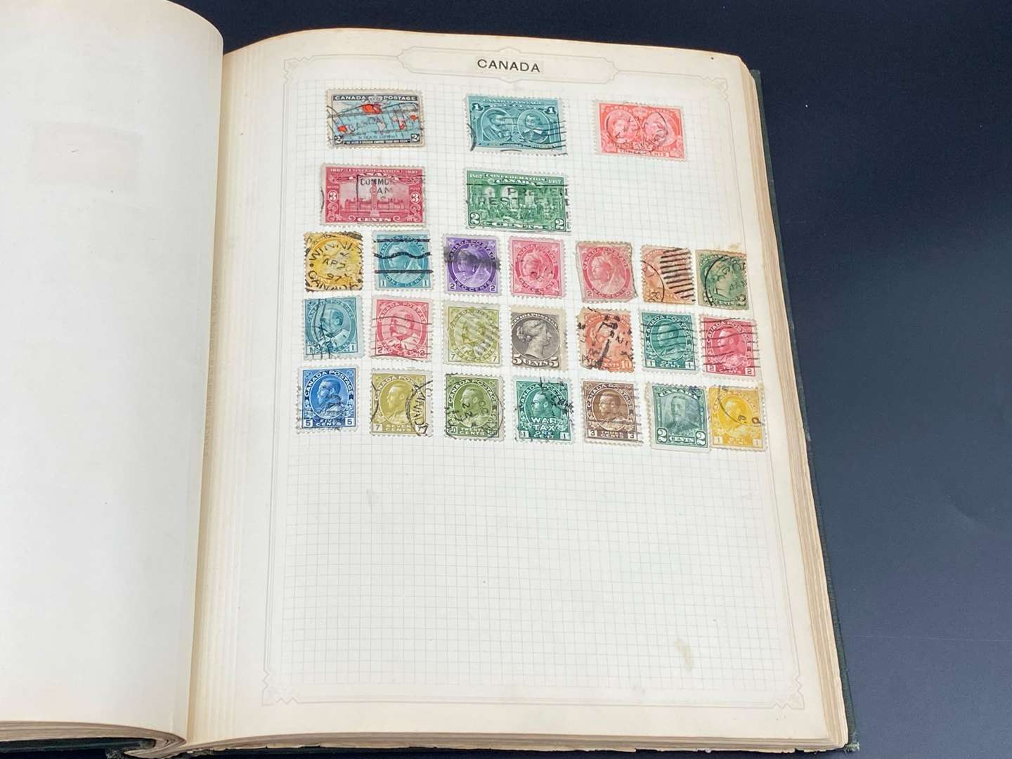 <p>SIMPLEX BLANK STAMP ALBUM, late 19th and early 20th century international stamp album and contents,</p>