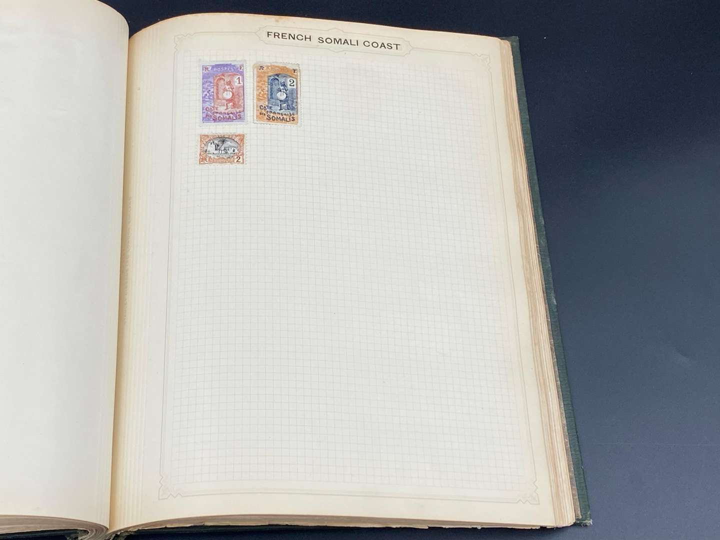 <p>SIMPLEX BLANK STAMP ALBUM, late 19th and early 20th century international stamp album and contents,</p>