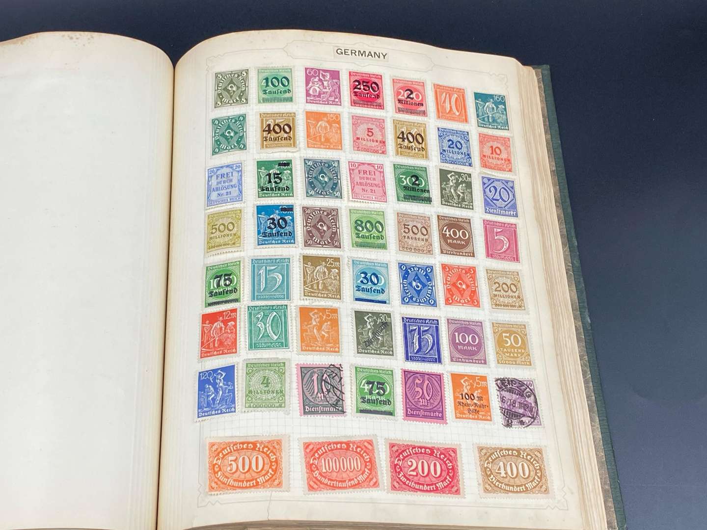 <p>SIMPLEX BLANK STAMP ALBUM, late 19th and early 20th century international stamp album and contents,</p>