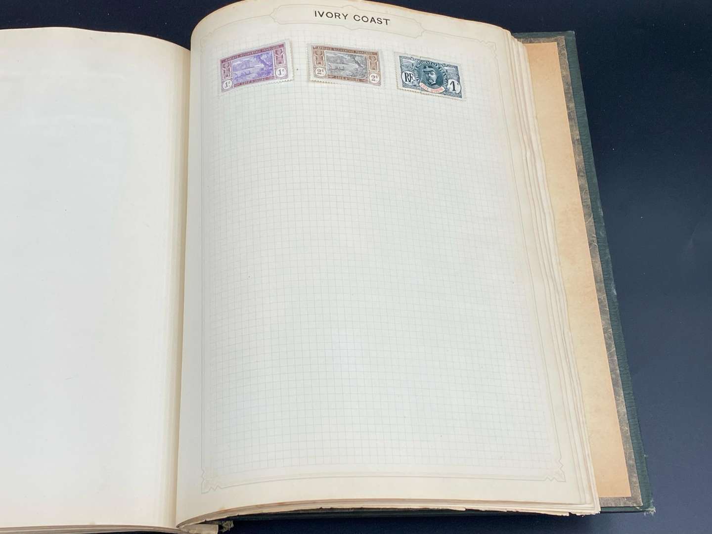 <p>SIMPLEX BLANK STAMP ALBUM, late 19th and early 20th century international stamp album and contents,</p>