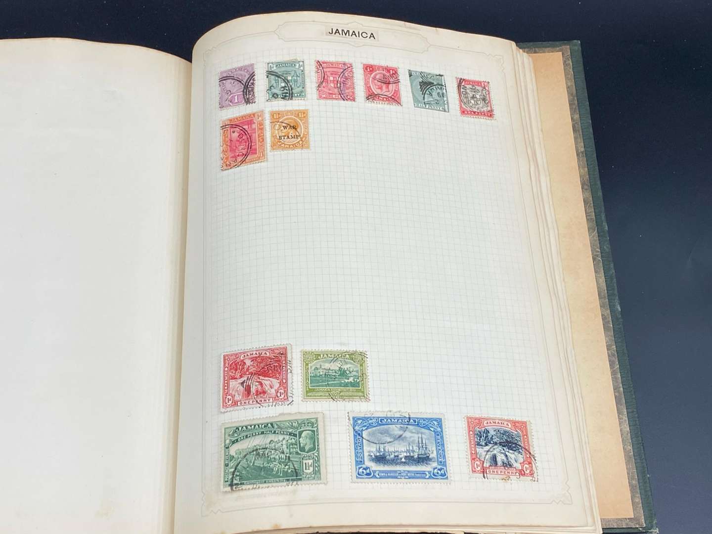 <p>SIMPLEX BLANK STAMP ALBUM, late 19th and early 20th century international stamp album and contents,</p>
