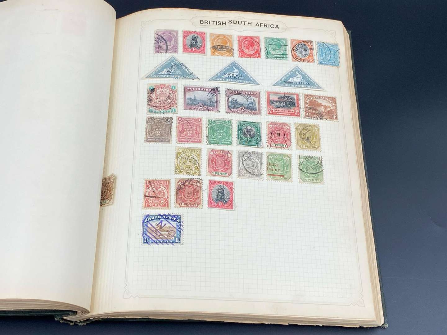 <p>SIMPLEX BLANK STAMP ALBUM, late 19th and early 20th century international stamp album and contents,</p>