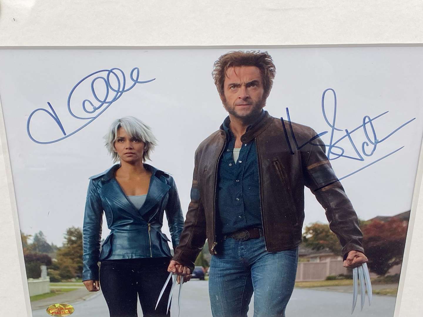 <p>SPORTIZUS, “X-MEN: THE LAST STAND”,SIGNED AND FRAMED PHOTOGRAPH</p>