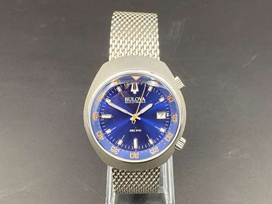 BULOVA, ACCUTRON II, a stainless steel 262kHz electronic