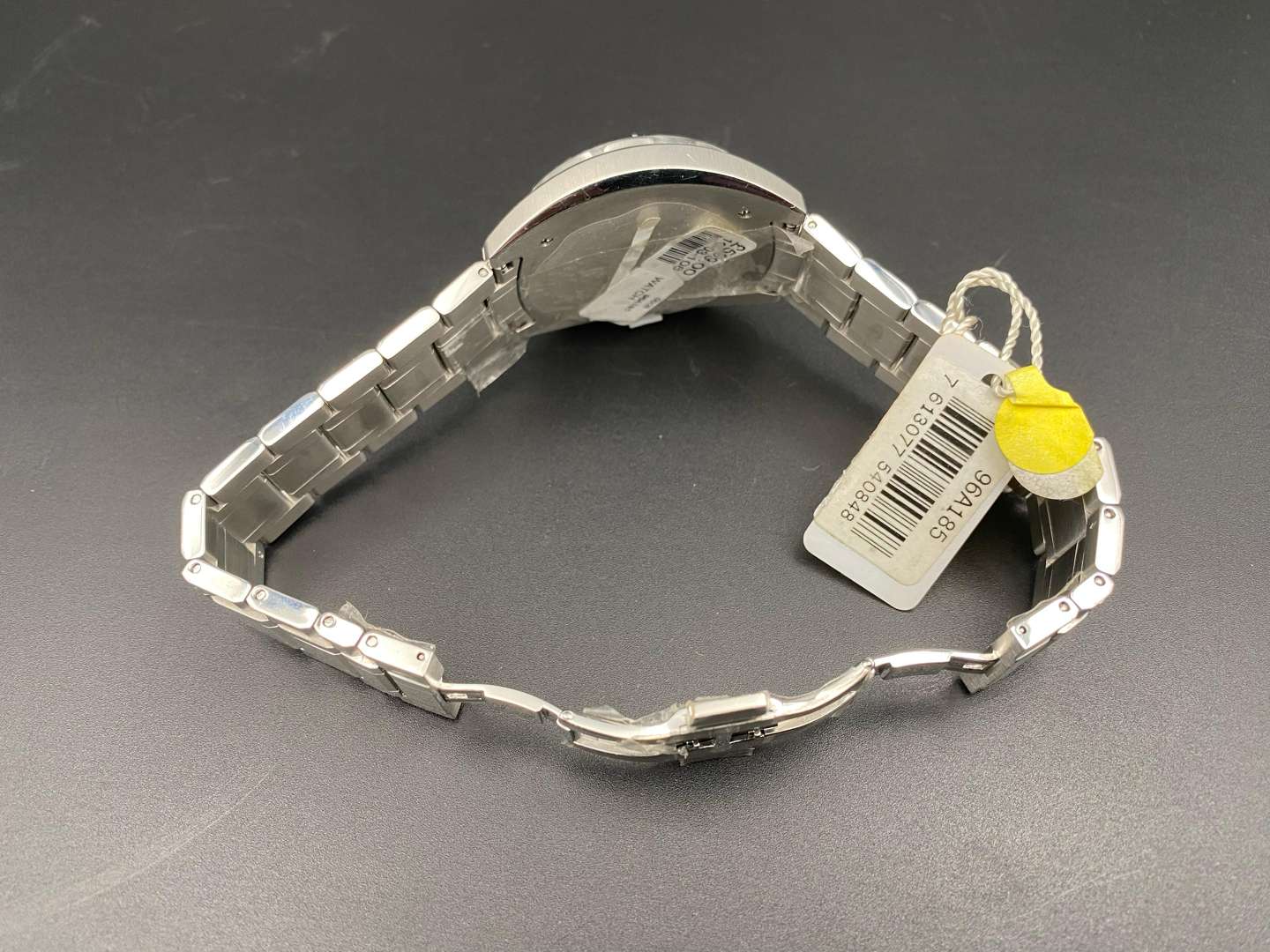 <p>BULOVA, CURV, a stainless steel, 262 kHz, electronic chronograph wristwatch, 96A185, 19923588, C877925</p>