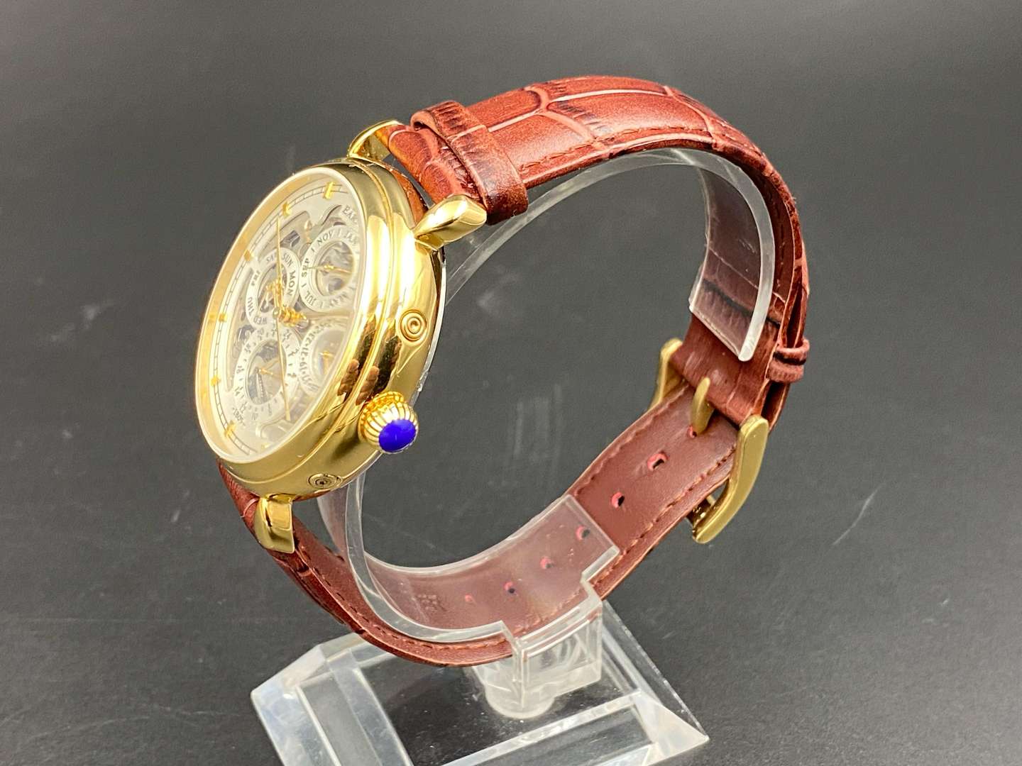 <p>THOMAS EARNSHAW, gold plated automatic calendar wristwatch, 8043</p>