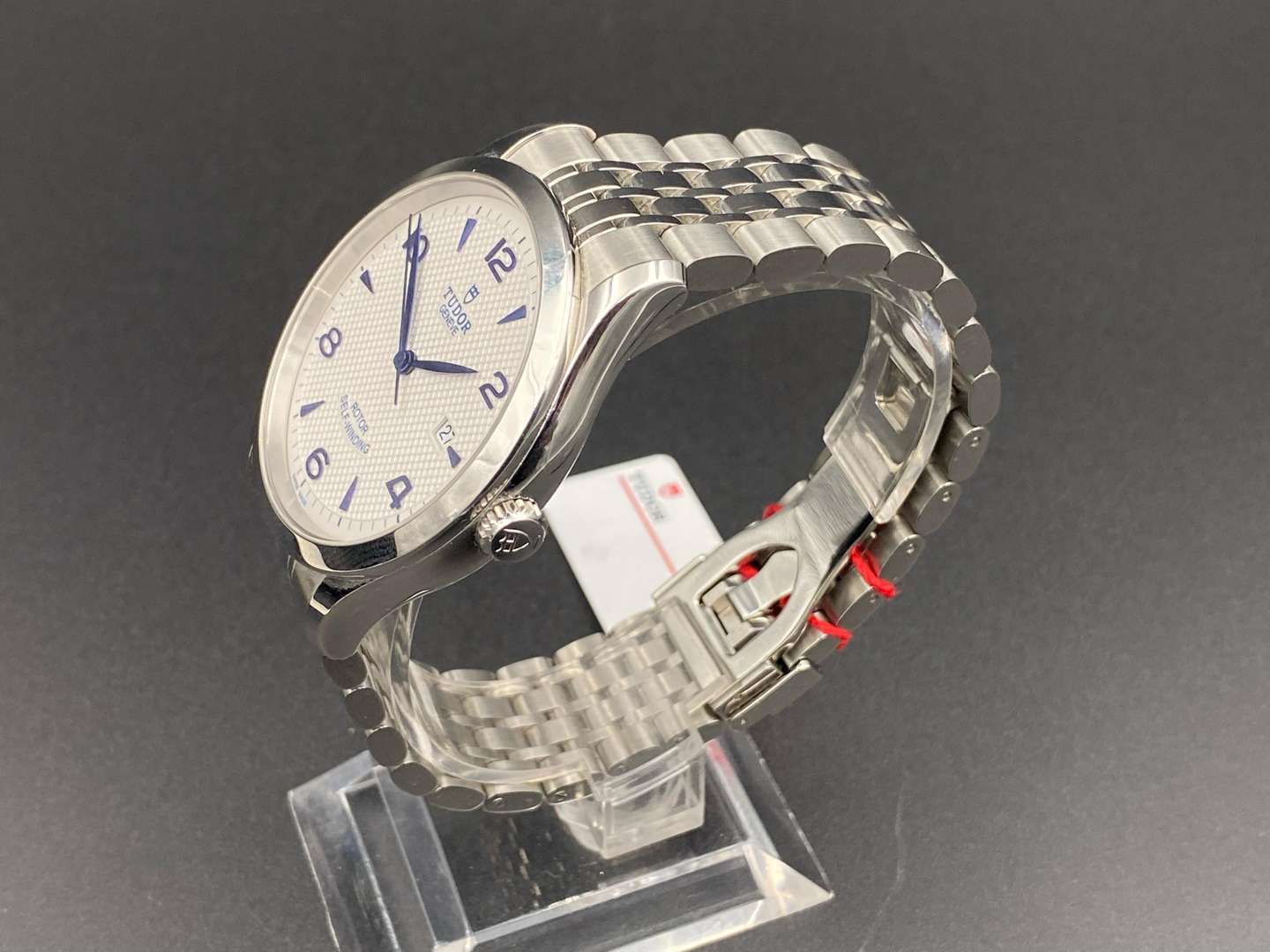 <p>TUDOR, GENEVE, stainless steel, center seconds, calendar wristwatch, Model 91650, 9TN1750</p>