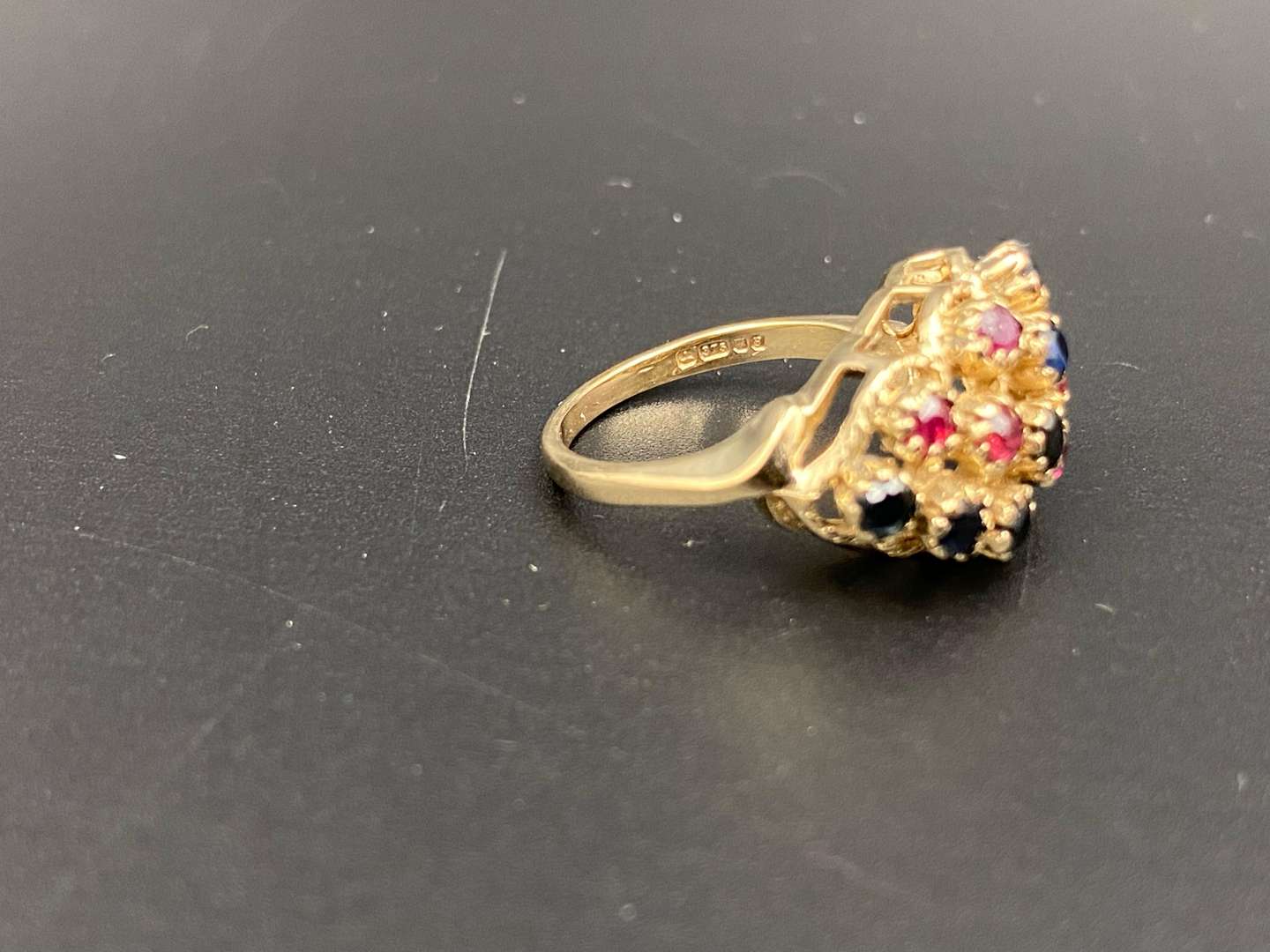 <p>Ruby & Sapphire 9ct yellow gold ring</p>