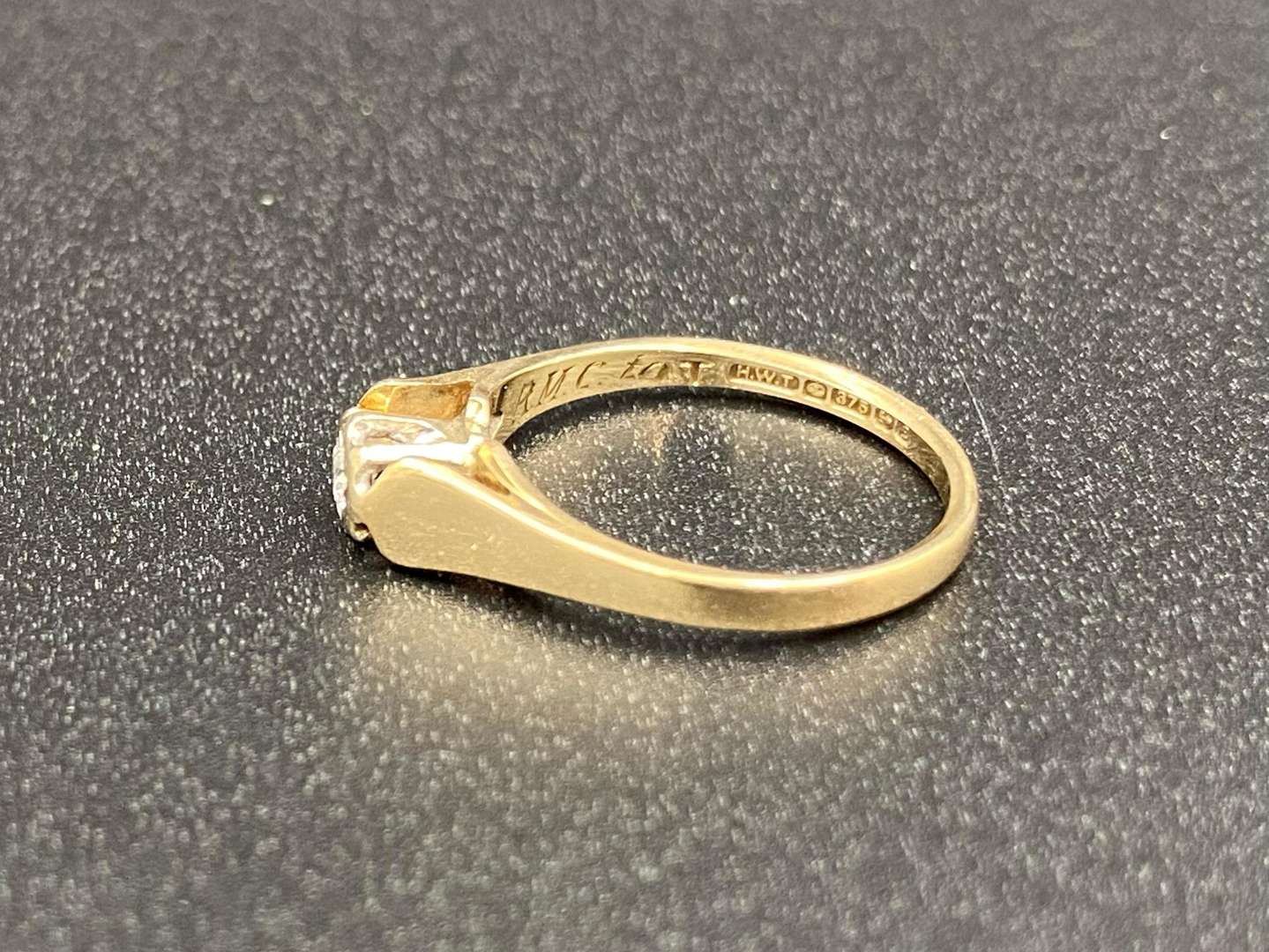 <p>A Diamond Solitaire set, 9ct gold ring,</p>