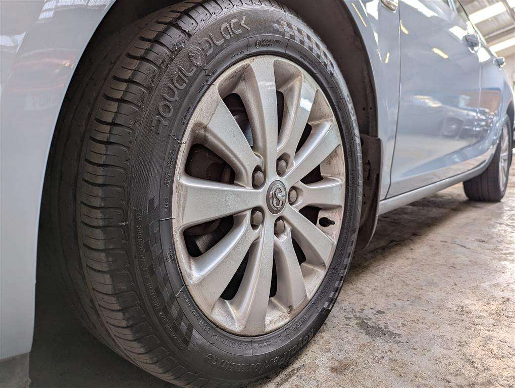 <p>2014 VAUXHALL ASTRA TECH LINE CDTI ECOF</p>